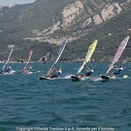 Club Nautico - Phoenix Studio Lake View * Riva del Garda